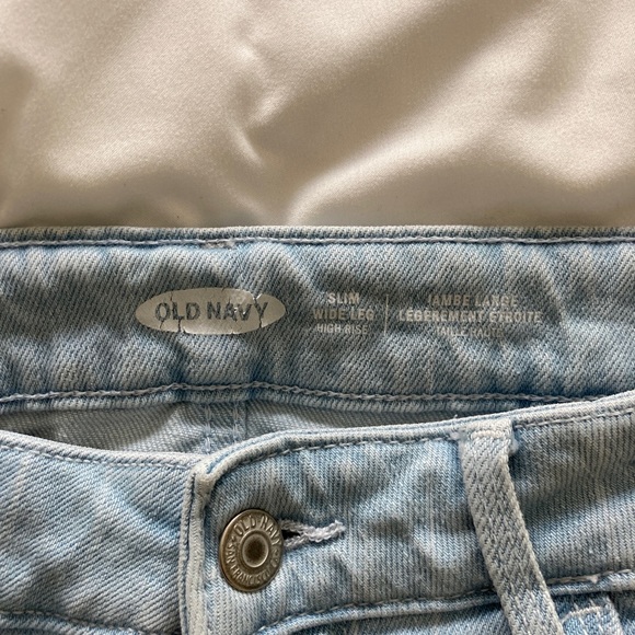Wide Leg Old Navy Jeans - Picture 3 of 6